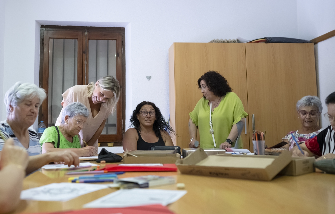 La Diputació de Castelló reforça l'atenció als majors de la província concedint huit noves ajudes per als SPAP fins a aconseguir les 100 subvencions