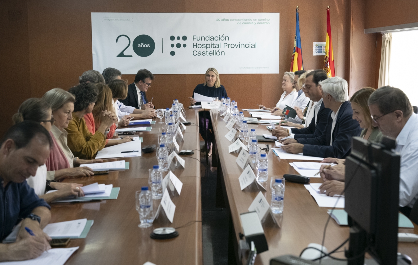 Marta Barrachina avala el Pla Estratègic 2026-2030 de la Fundació Hospital Provincial per a continuar sent un referent en la promoció de la investigació, la formació i la innovació sanitària