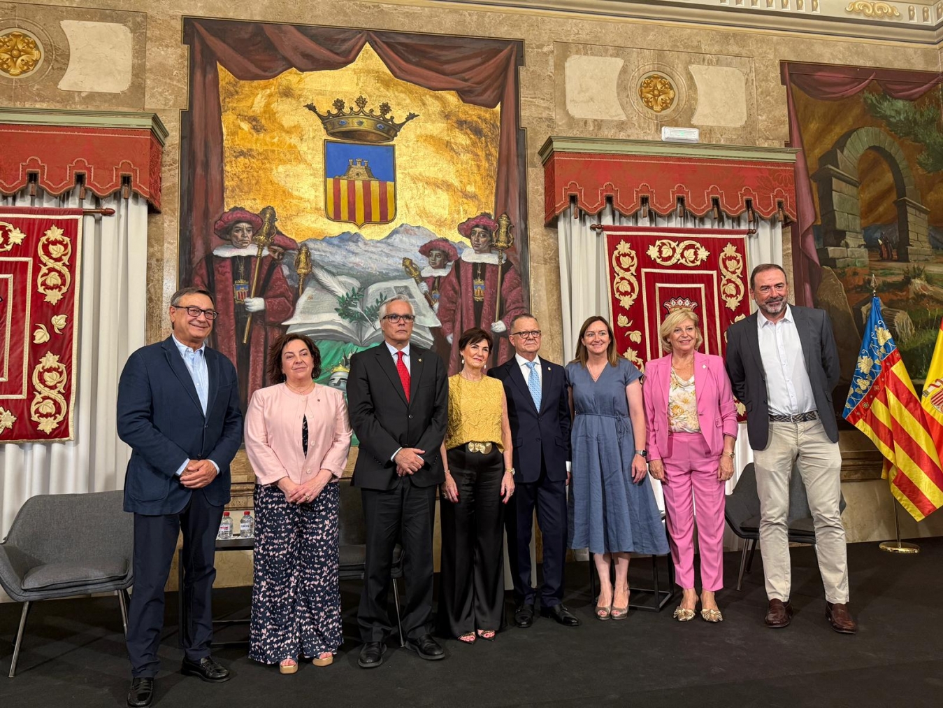 La Diputació de Castelló i el COMCAS enalteixen la trajectòria del doctor Guillermo Juan Ferrán amb el lliurament del Premi Doctor Enrique Boldó