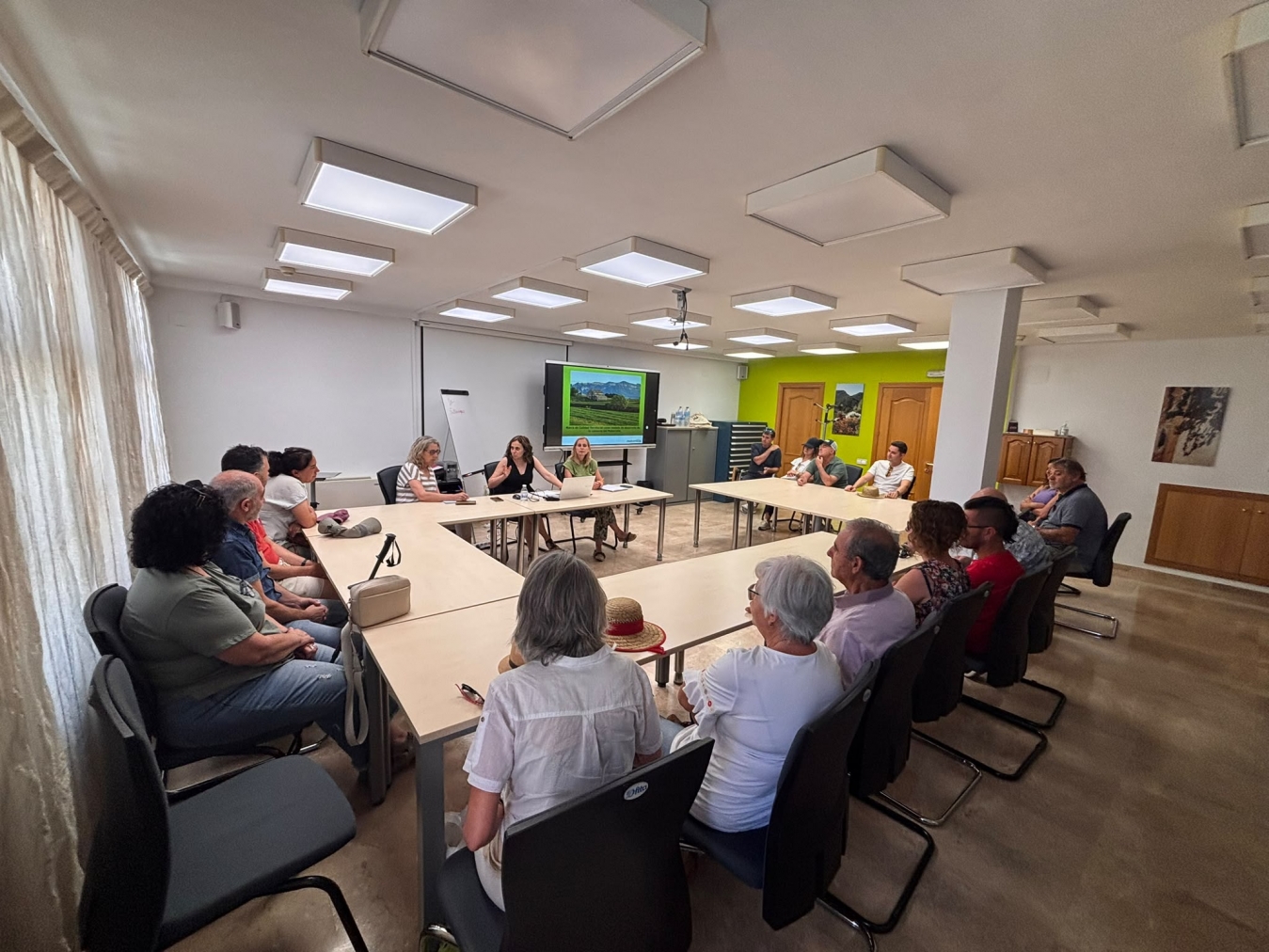 El Club de Producto Castelló Ruta de Sabor refuerza su modelo de gestión y buenas prácticas con un viaje de benchmarking a la comarca del Matarraña