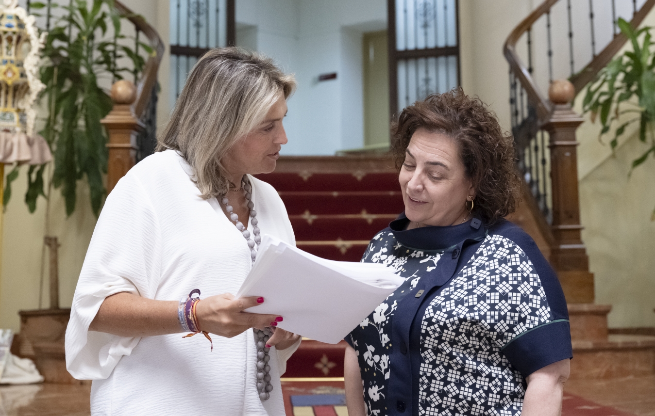 La Diputación de Castellón respalda la formación para mayores con una nueva convocatoria de becas para la Uned Sénior y la Universidad para Mayores de la UJI
